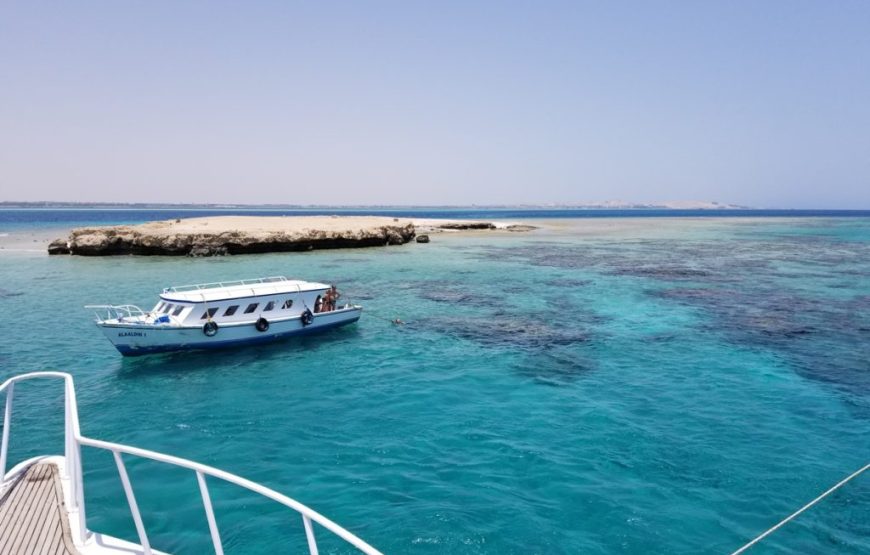 Utopia Island Snorkeling Tour